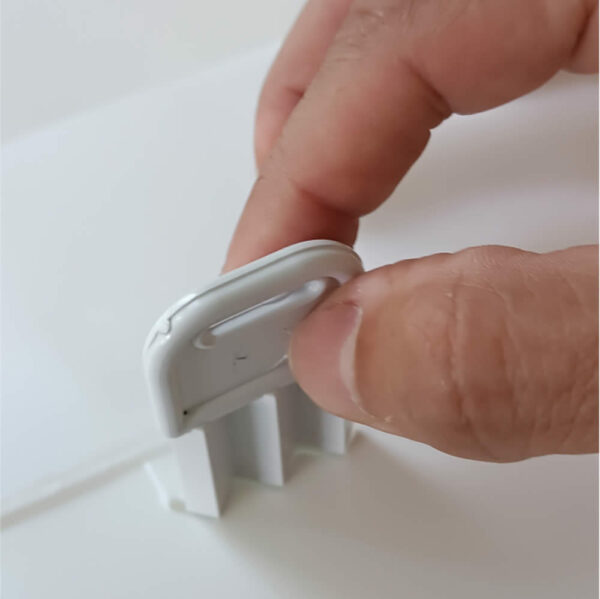 DISPENSER TOALLA ROLLO SIN MECANISMO - Imagen 2